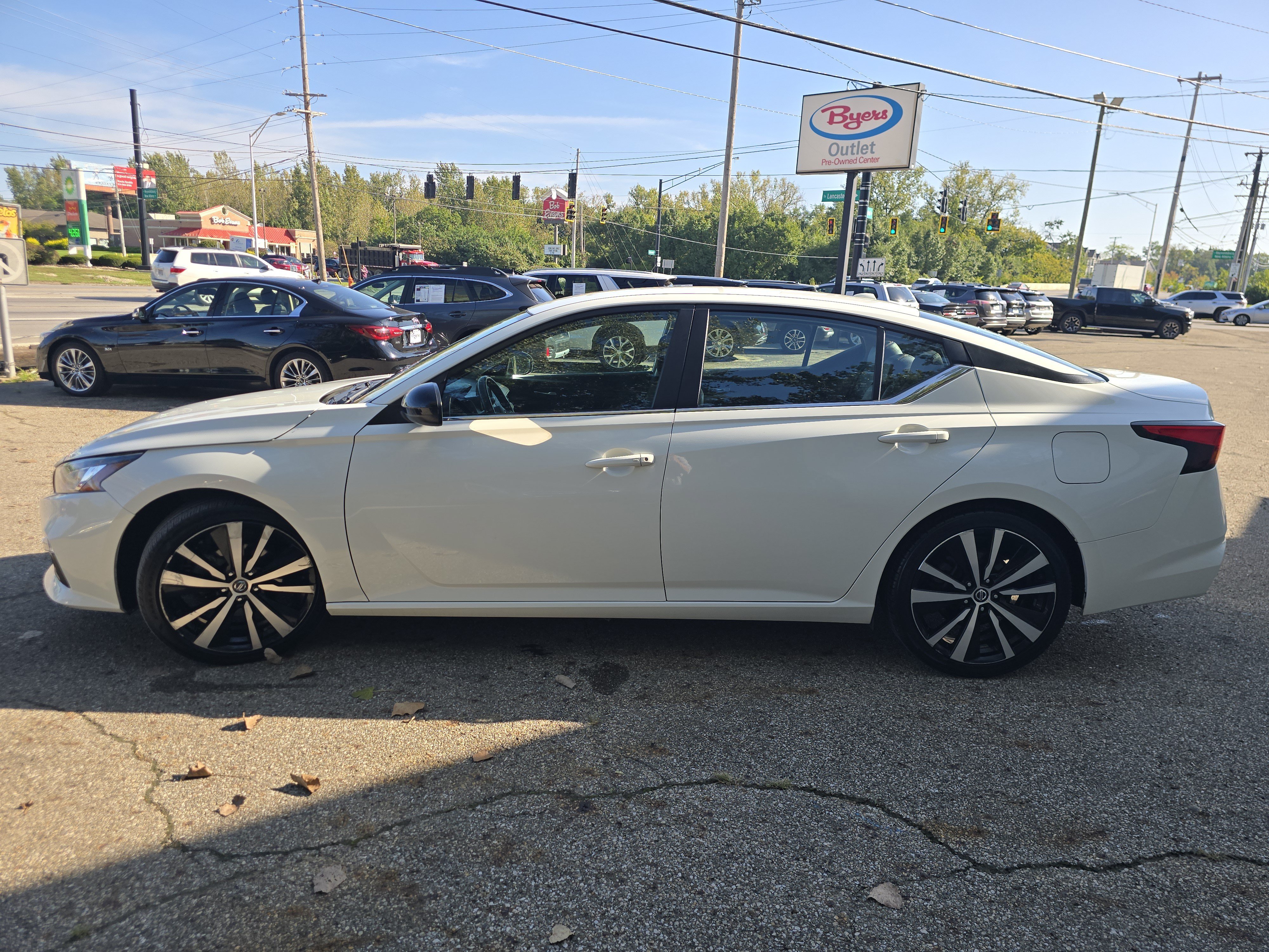 Used 2021 Nissan Altima 2.5 SR FWD image 4