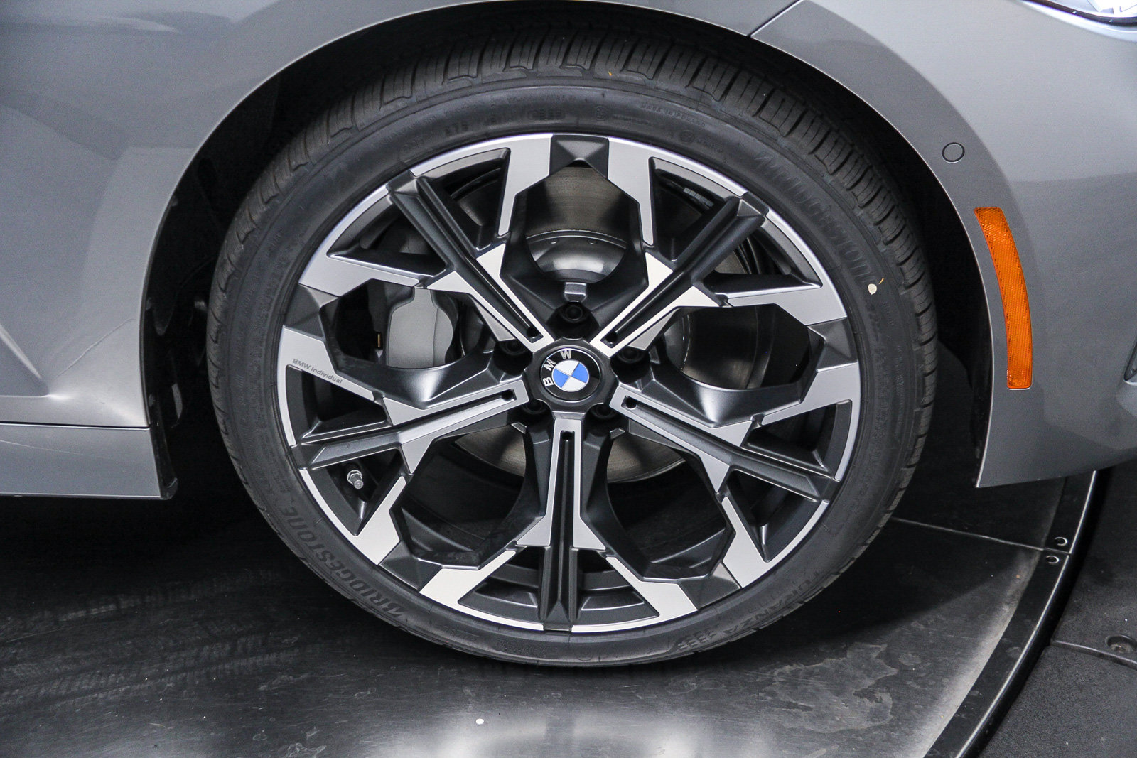 New 2026 BMW 330i Sedan w/ Premium Package RWD image 9