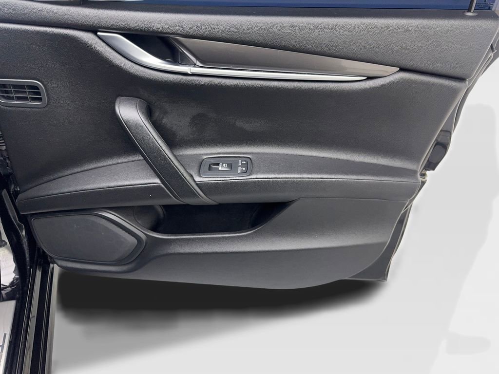 Used 2020 Maserati Ghibli image 48