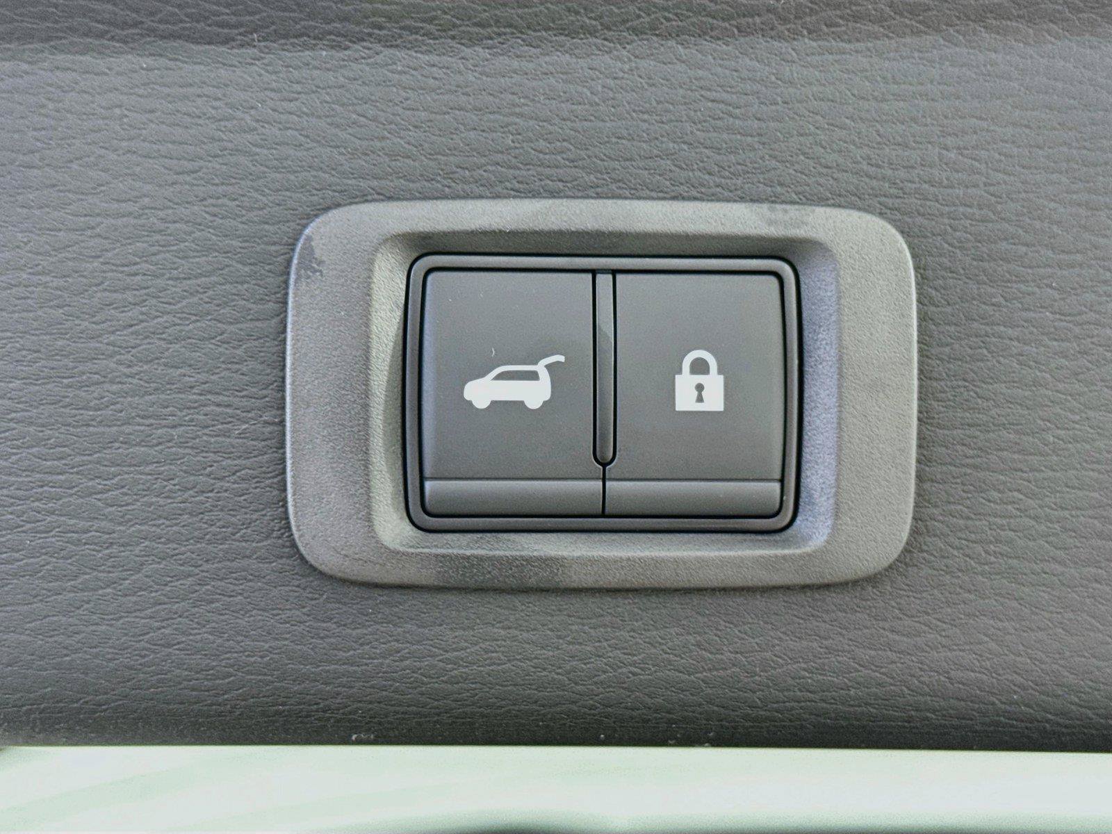 New 2026 Mitsubishi Outlander SEL FWD image 29