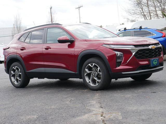 Certified 2024 Chevrolet Trax LT w/ Driver Confidence Package FWD image 9