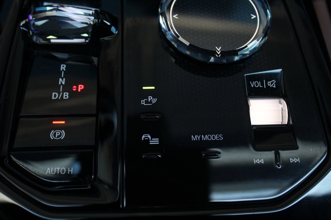 Used 2024 BMW i5 M60 w/ Executive Package AWD/4WD image 38