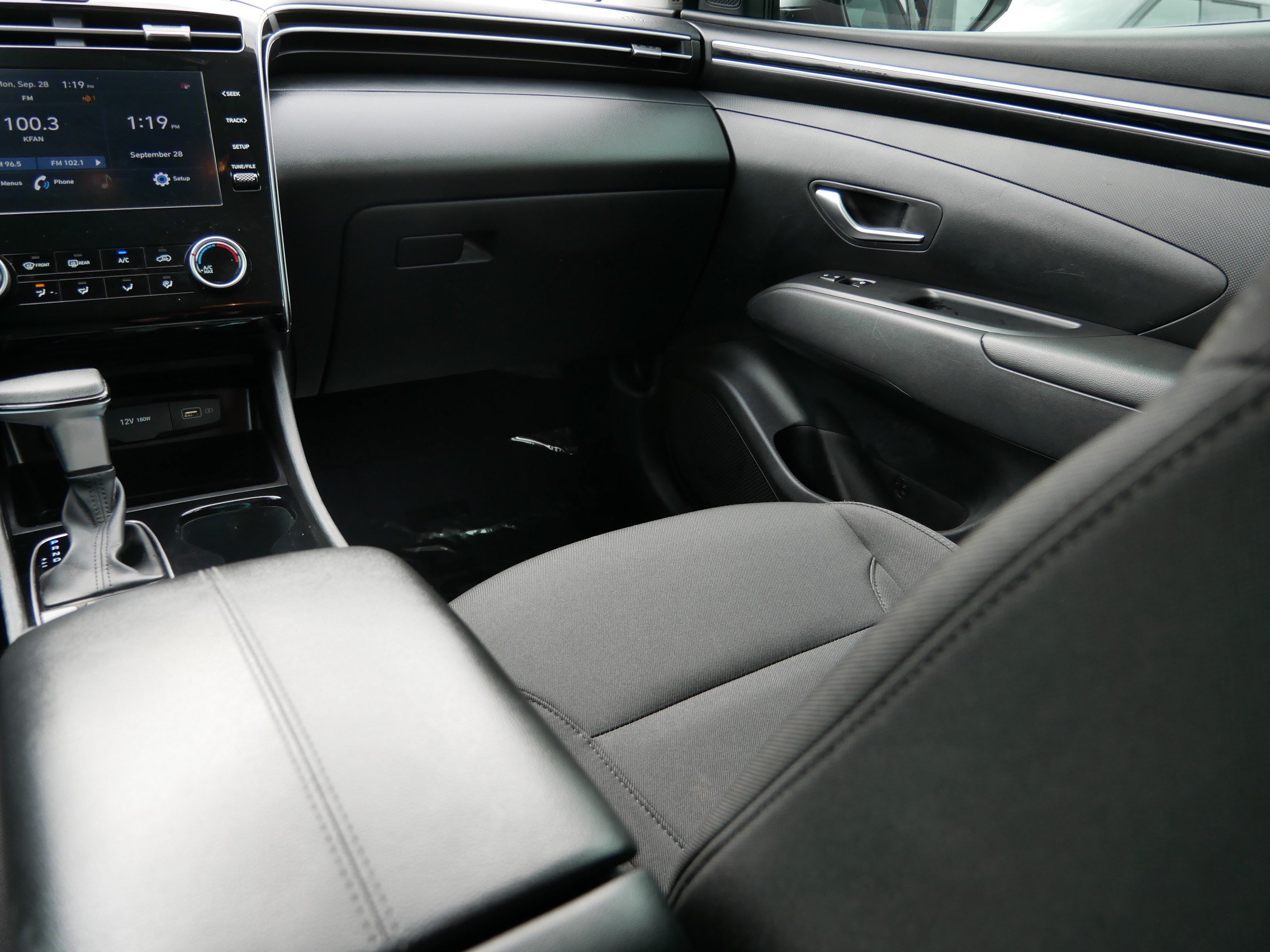 Certified 2022 Hyundai Tucson SEL FWD image 11