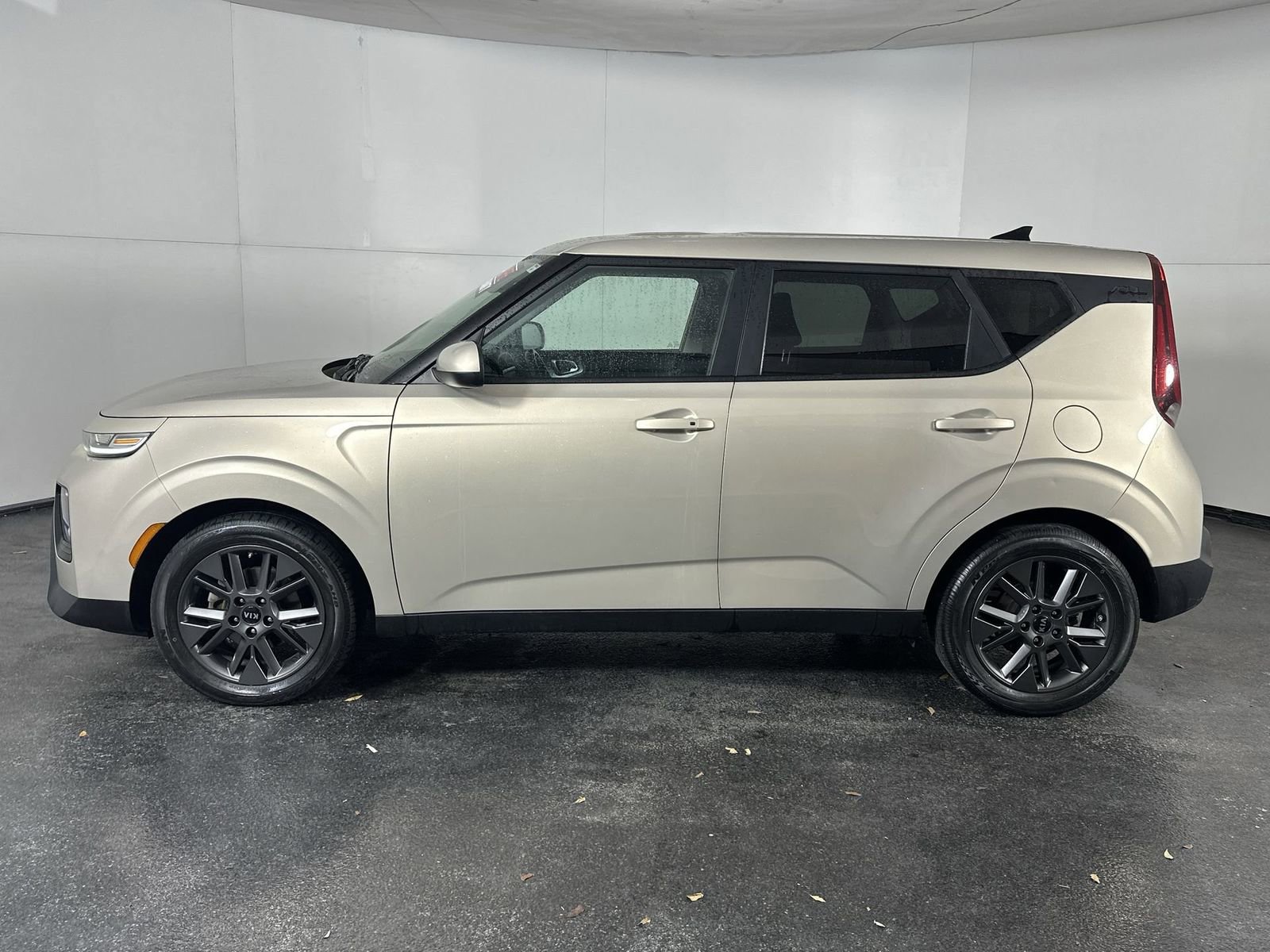 Used 2020 Kia Soul EX image 8
