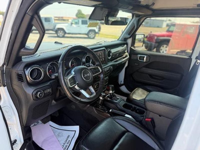 Used 2021 Jeep Wrangler Unlimited Rubicon w/ Xtreme Recon 35" Tire Package AWD/4WD image 53