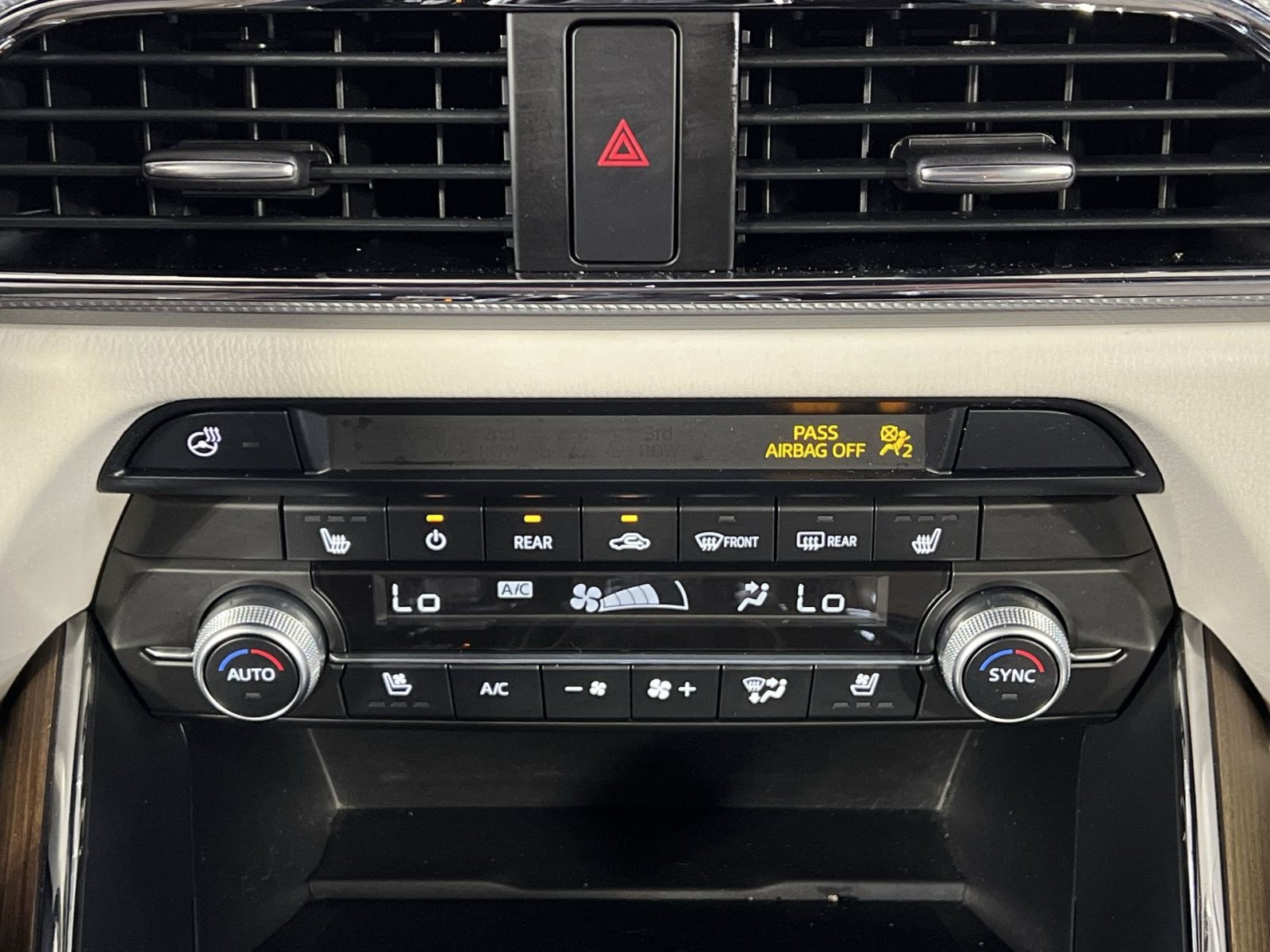 Used 2023 MAZDA CX-9 Signature AWD/4WD image 21