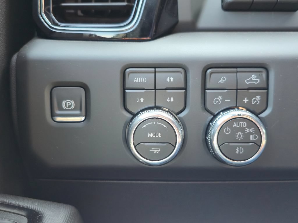 New 2026 GMC Sierra 2500 AT4X AWD/4WD image 18
