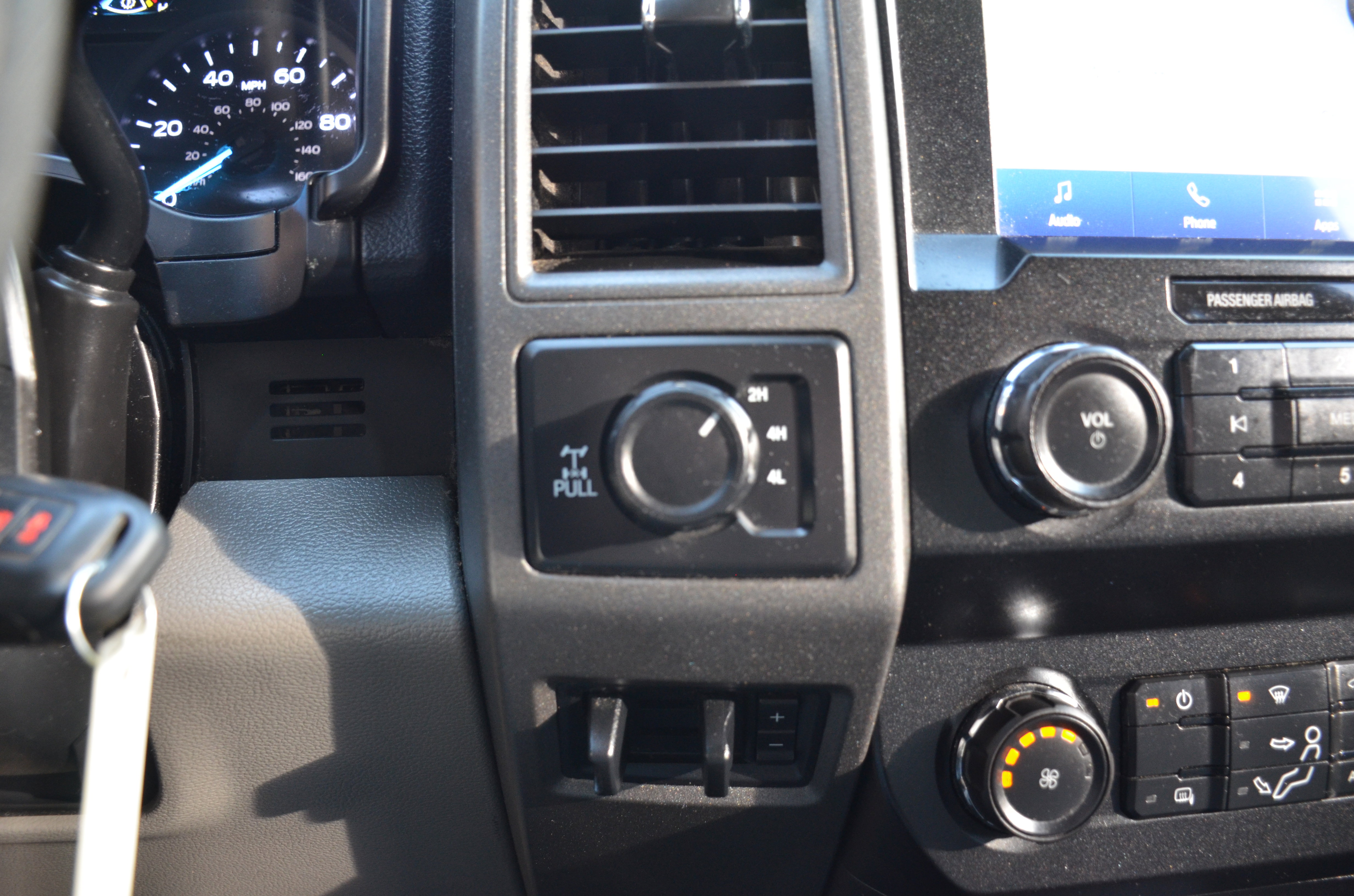 Used 2020 Ford F250 XL w/ STX Appearance Package image 12