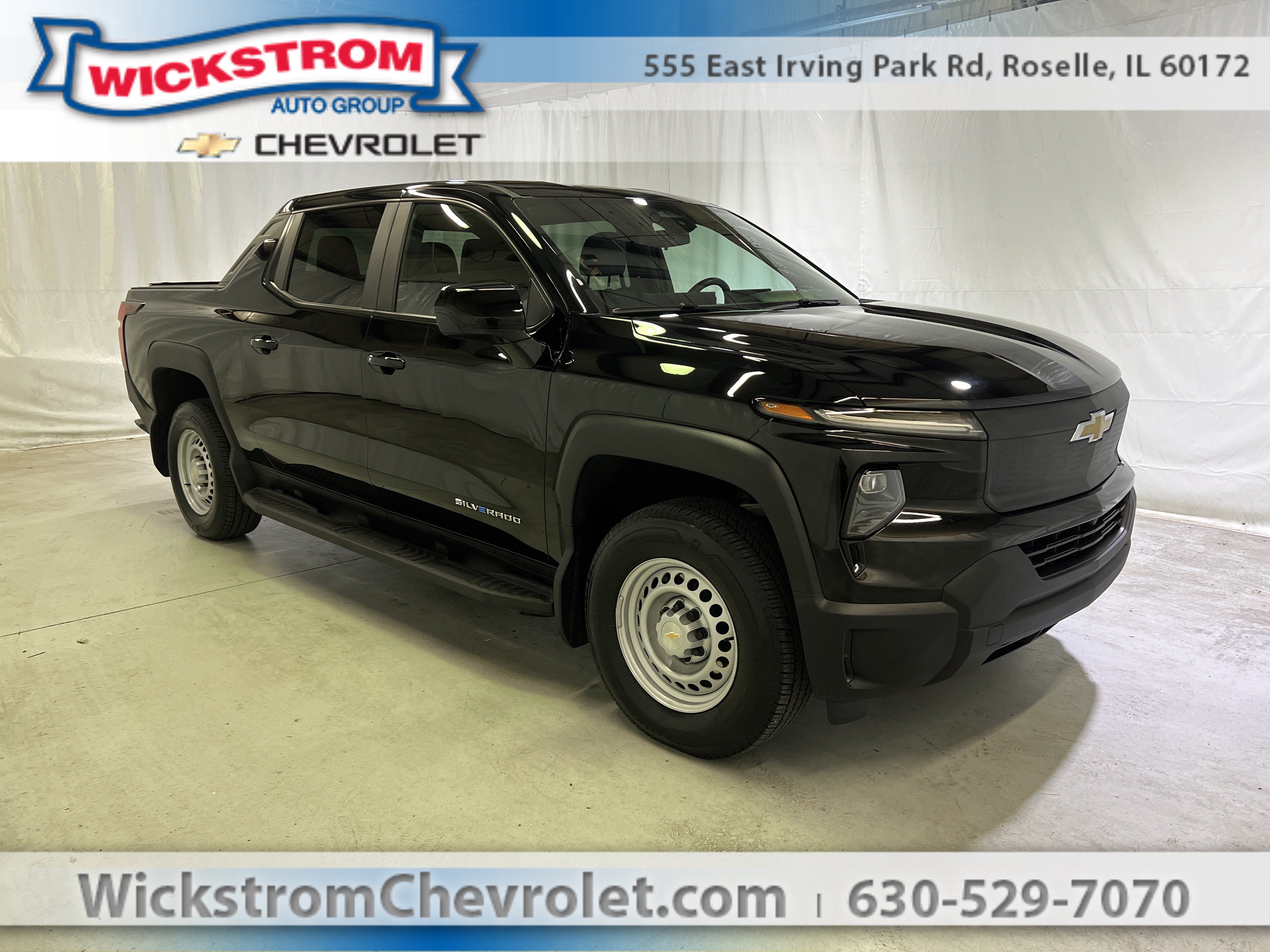 Used 2025 Chevrolet Silverado EV W/T AWD/4WD image 1