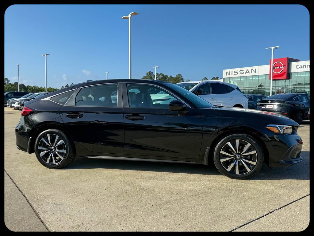 Used 2024 Honda Civic EX-L image 9