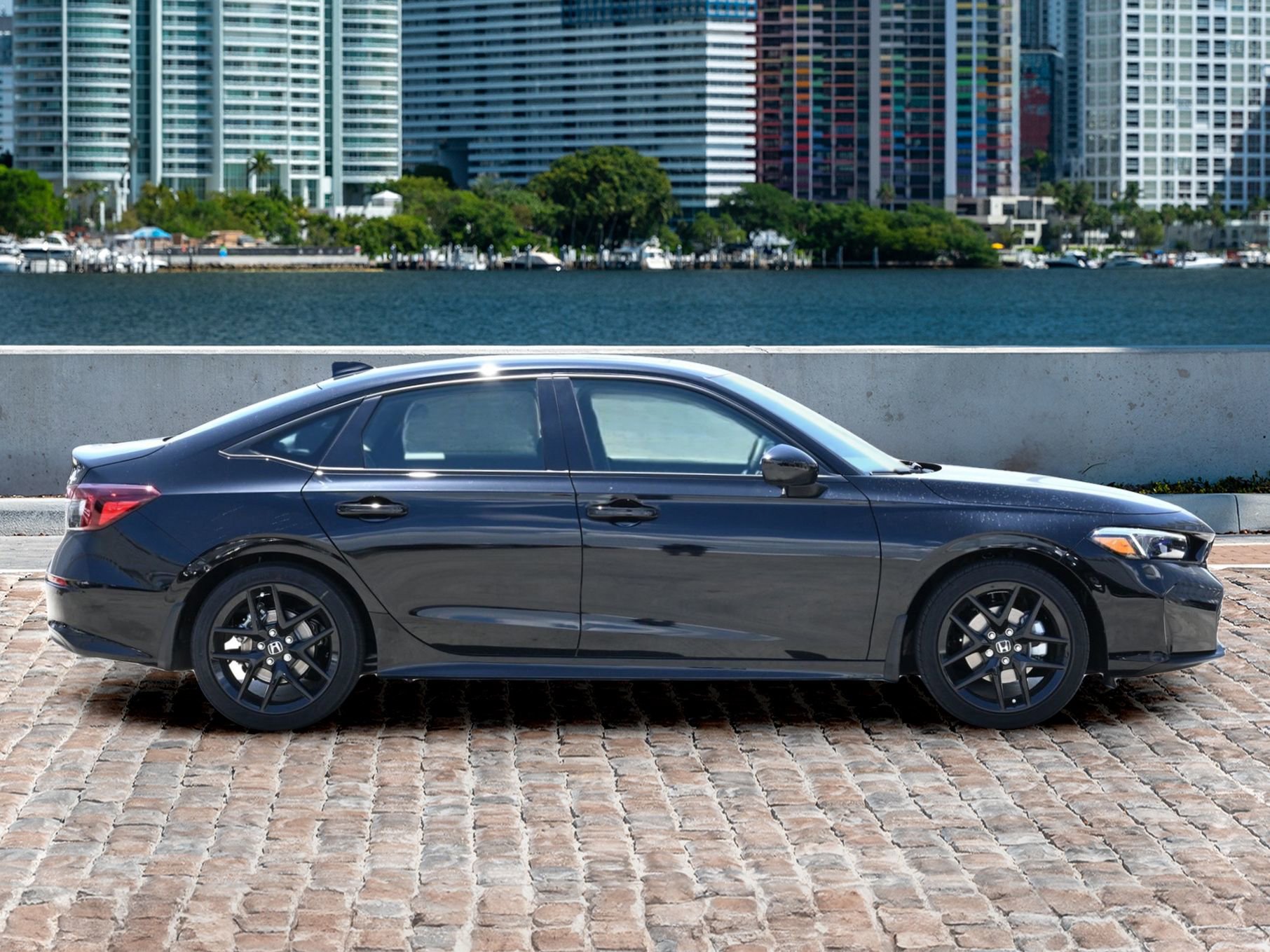 New 2025 Honda Civic Sport image 4