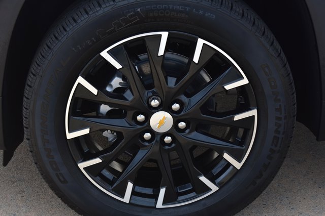 New 2026 Chevrolet Traverse LT w/ Sun and Wheel Package image 10