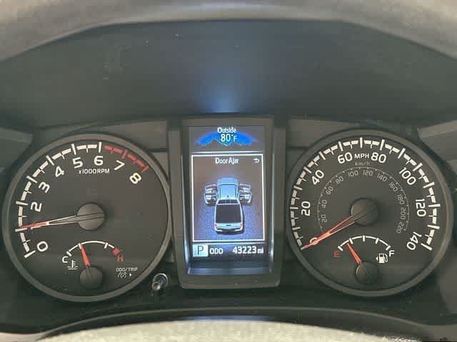 Used 2023 Toyota Tacoma SR AWD/4WD image 6