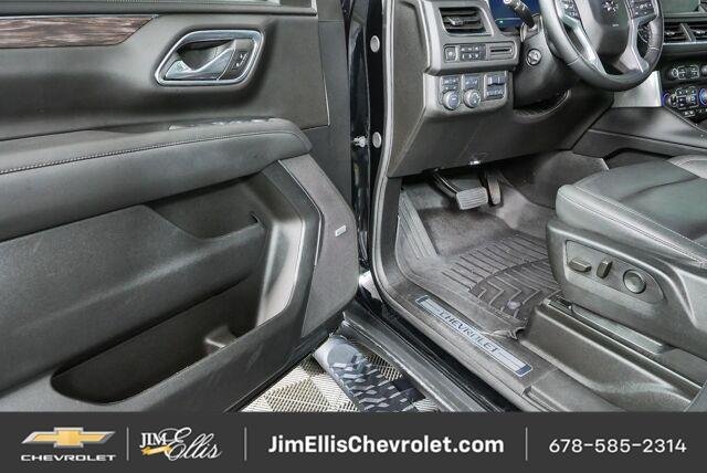 Used 2024 Chevrolet Tahoe Z71 w/ Luxury Package AWD/4WD image 8