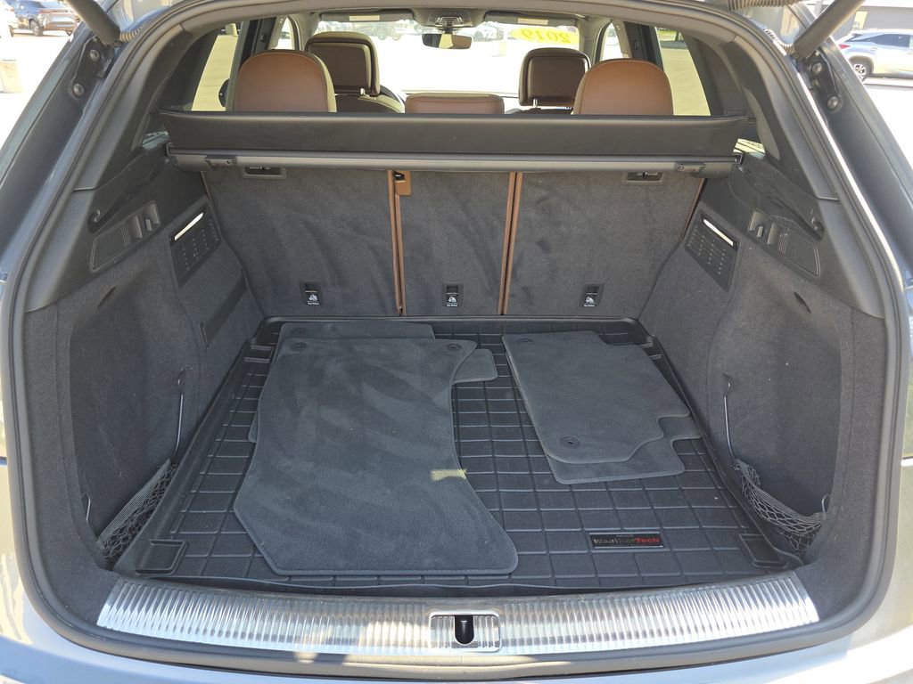 Used 2019 Audi Q5 Prestige AWD/4WD image 11