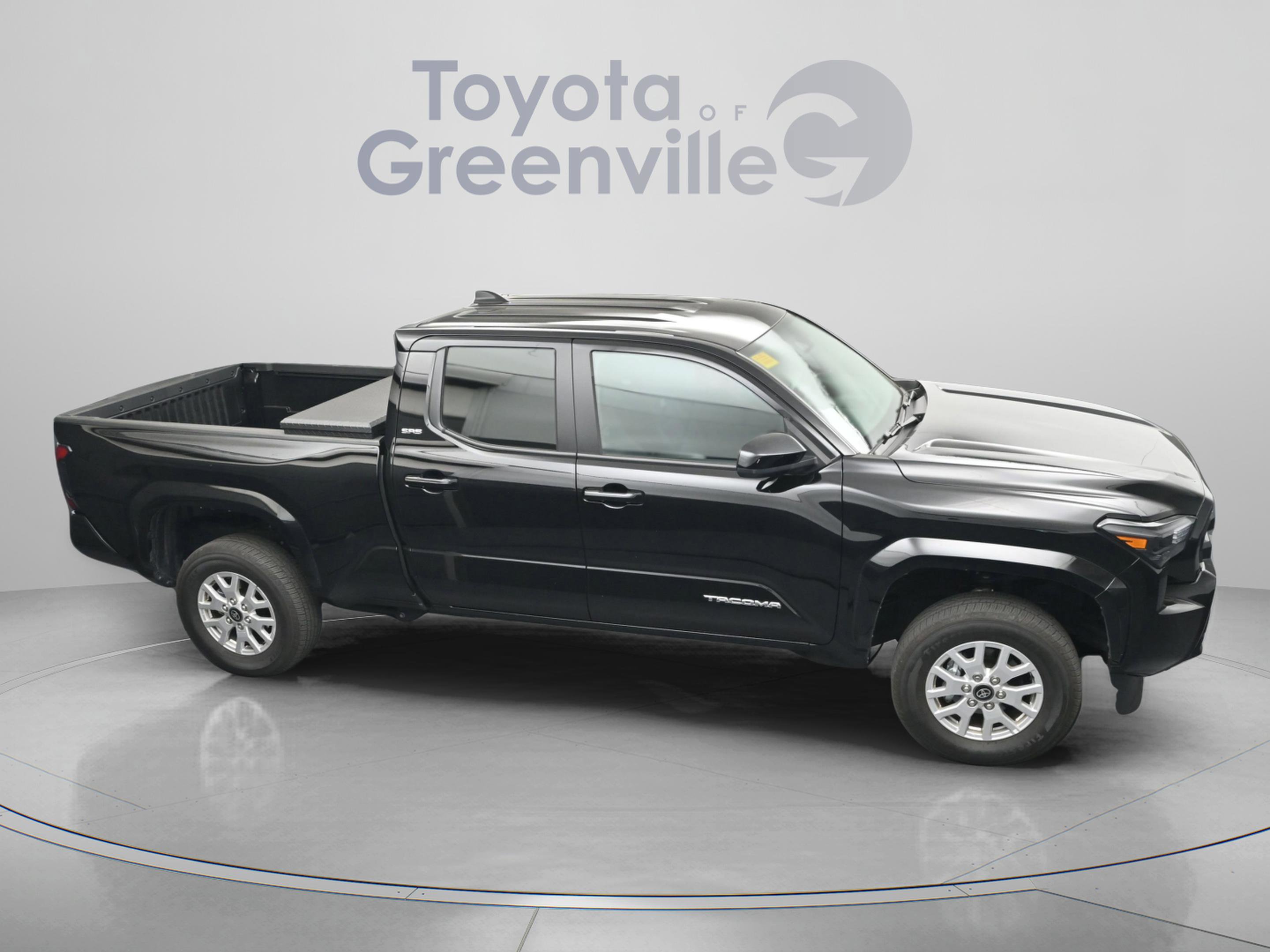 Certified 2024 Toyota Tacoma SR5 AWD/4WD image 20