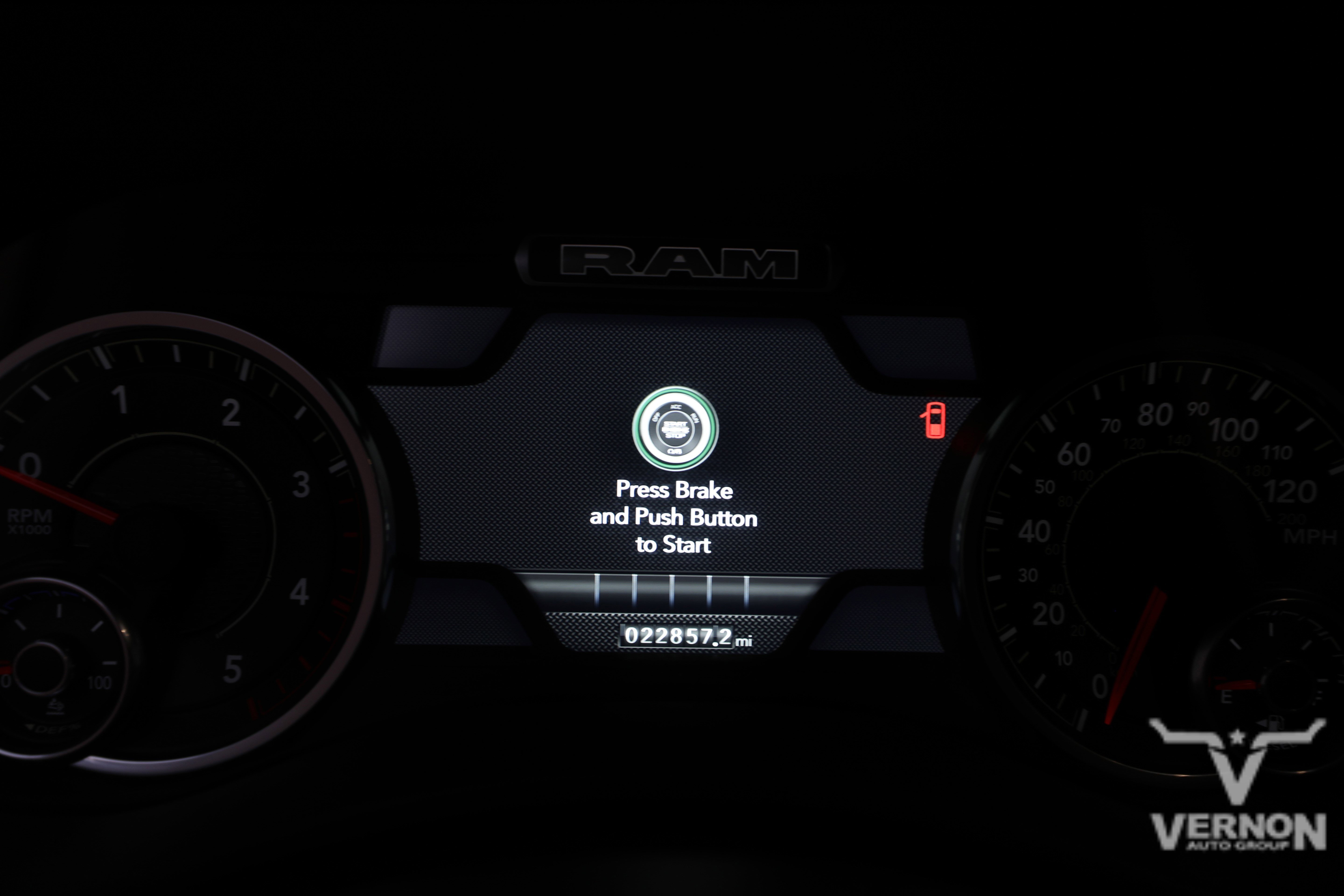 Used 2024 RAM 3500 Laramie w/ Chrome Bumper Package image 20