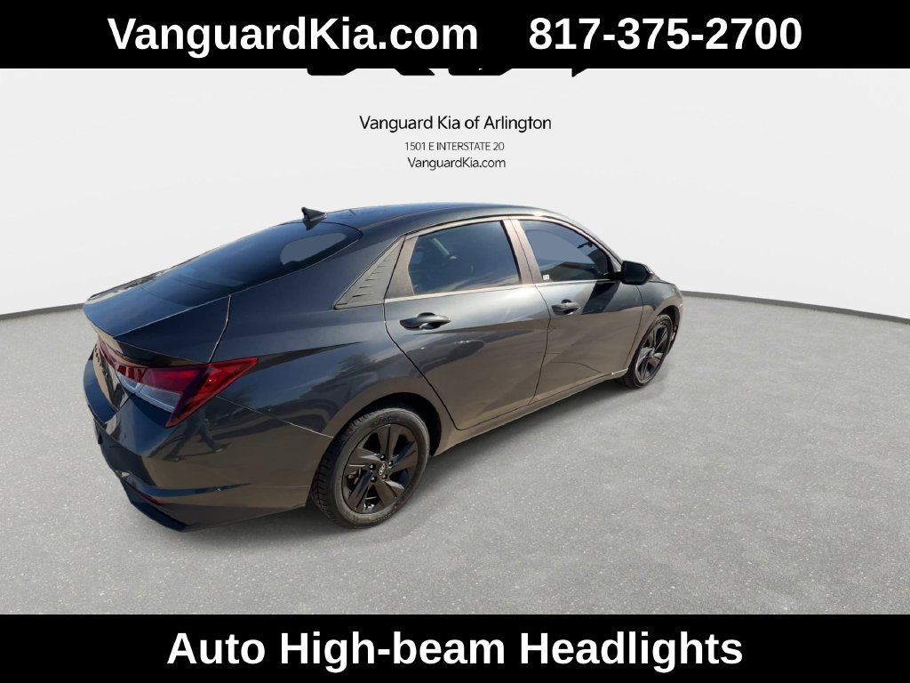 Used 2023 Hyundai Elantra SEL FWD image 9