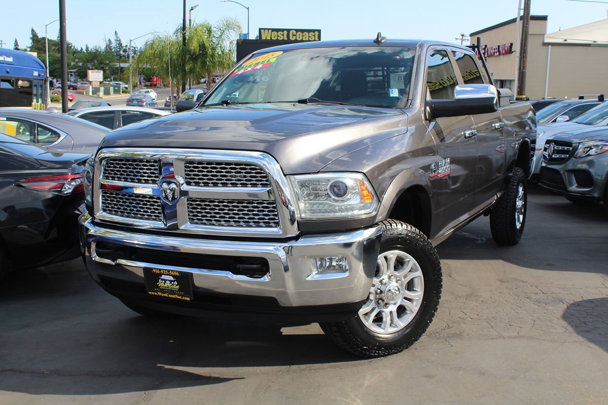 Used 2015 RAM 2500 Laramie AWD/4WD image 2