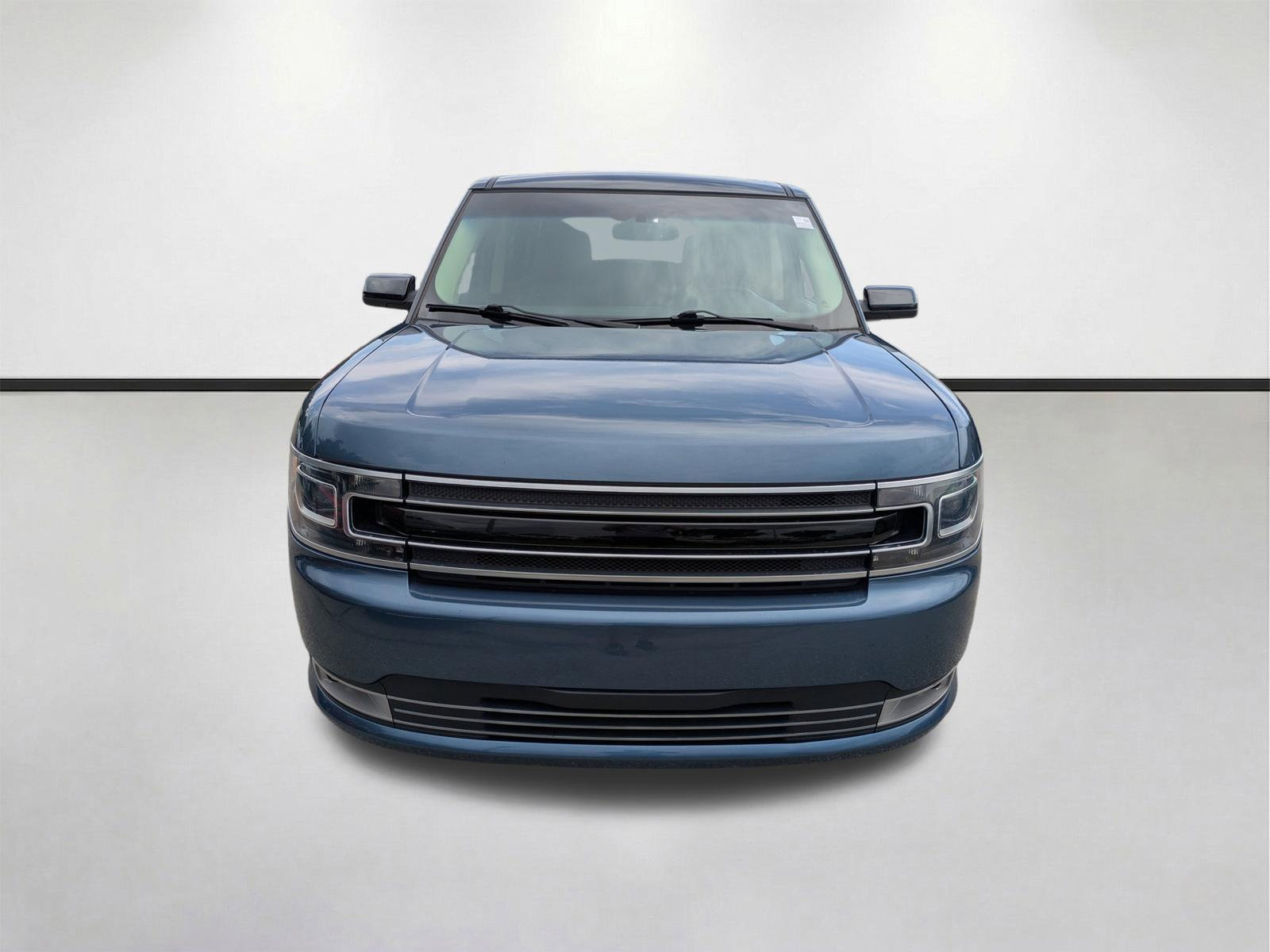 Used 2019 Ford Flex Limited w/ Equipment Group 303A AWD/4WD image 3