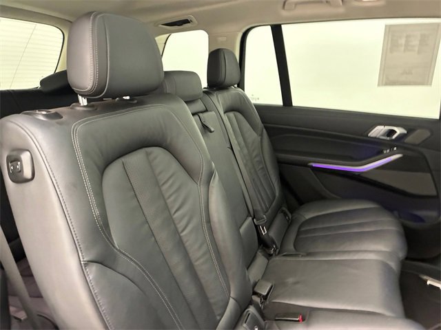 Used 2020 BMW X7 xDrive40i w/ Premium Package image 16