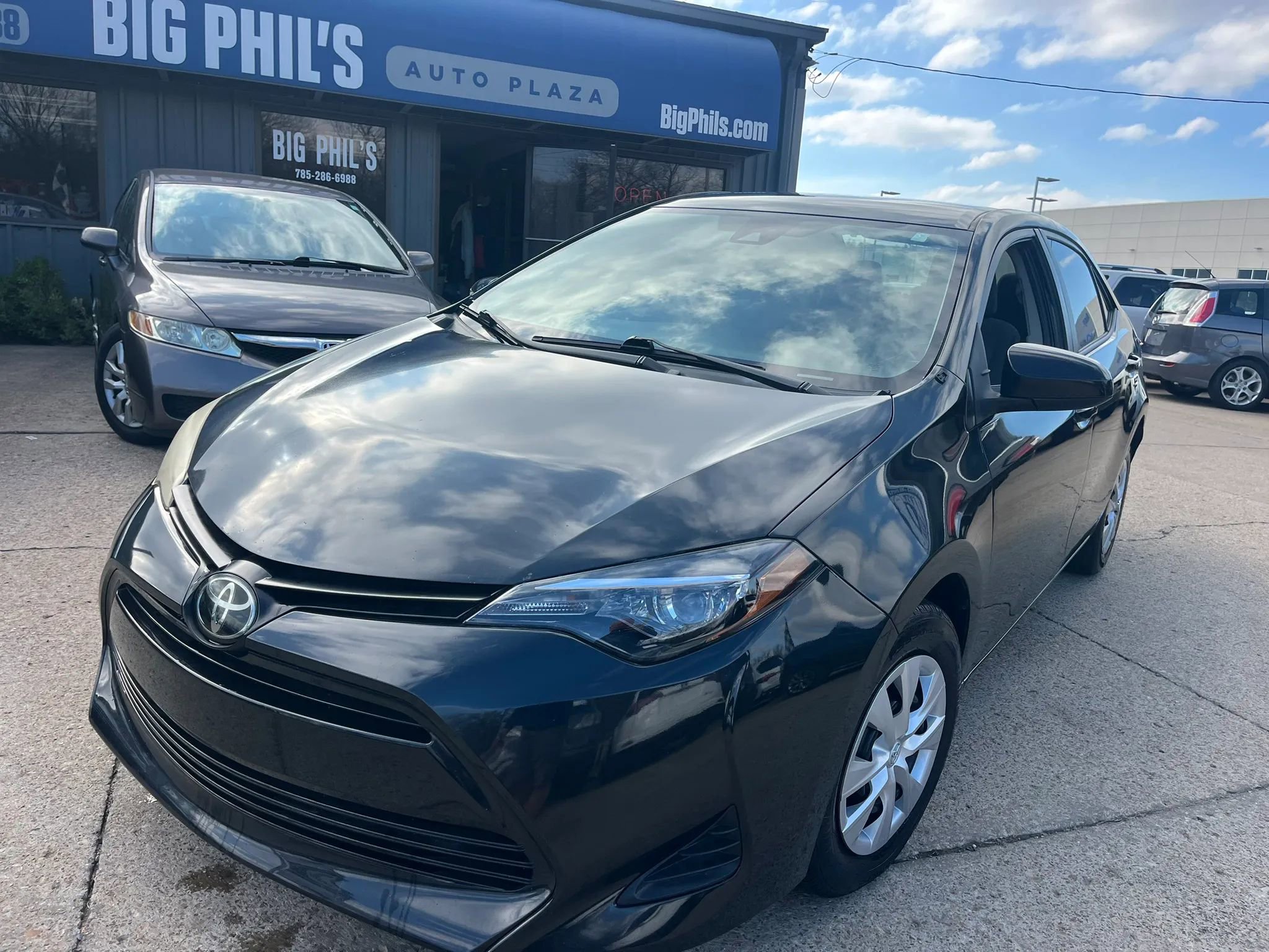 Used 2019 Toyota Corolla L FWD image 4
