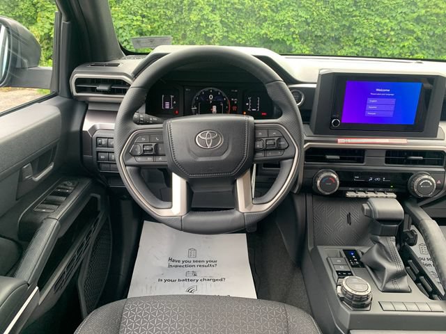 Used 2026 Toyota 4Runner SR5 AWD/4WD image 16