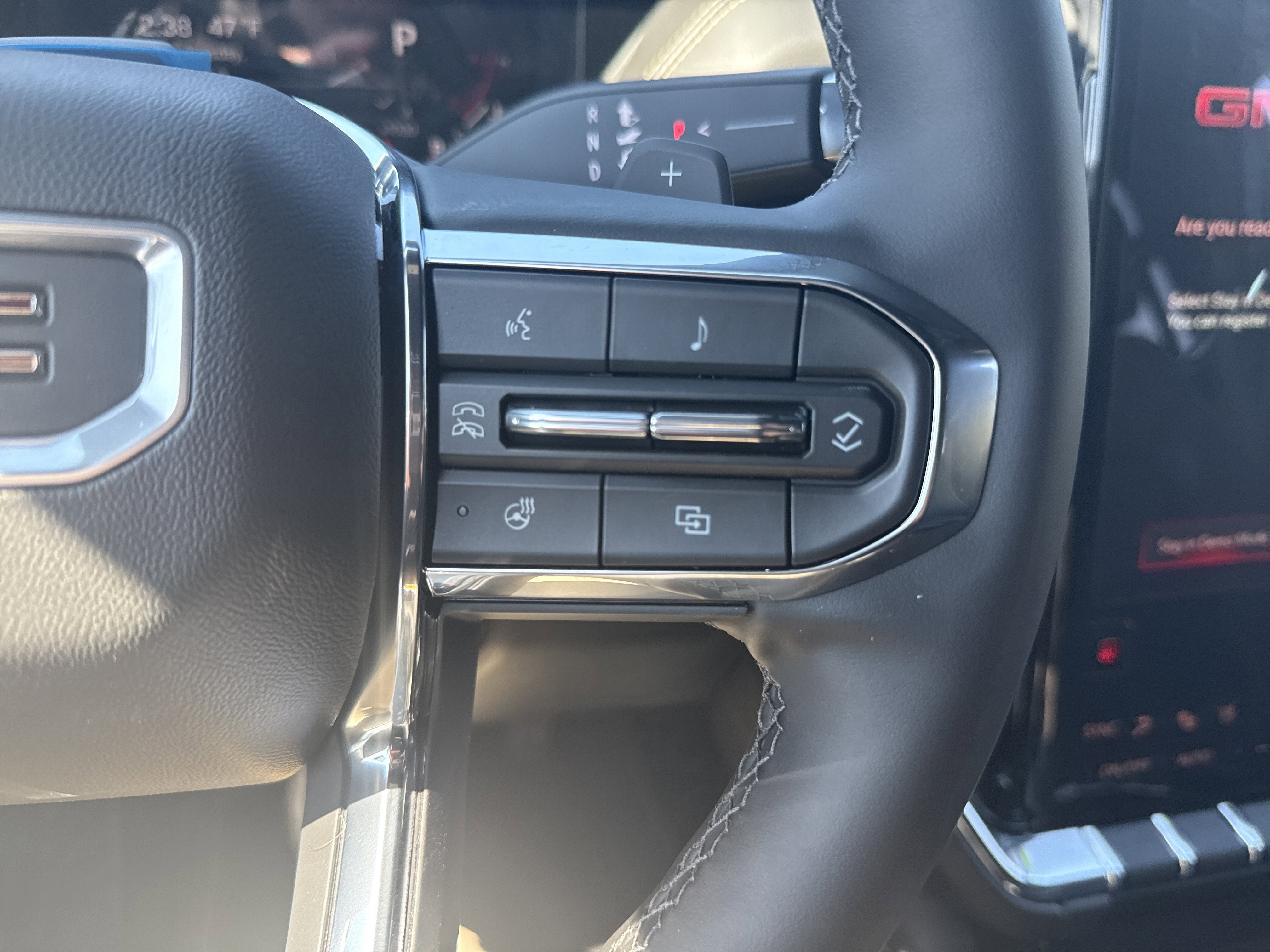 New 2026 GMC Yukon XL Elevation AWD/4WD image 28