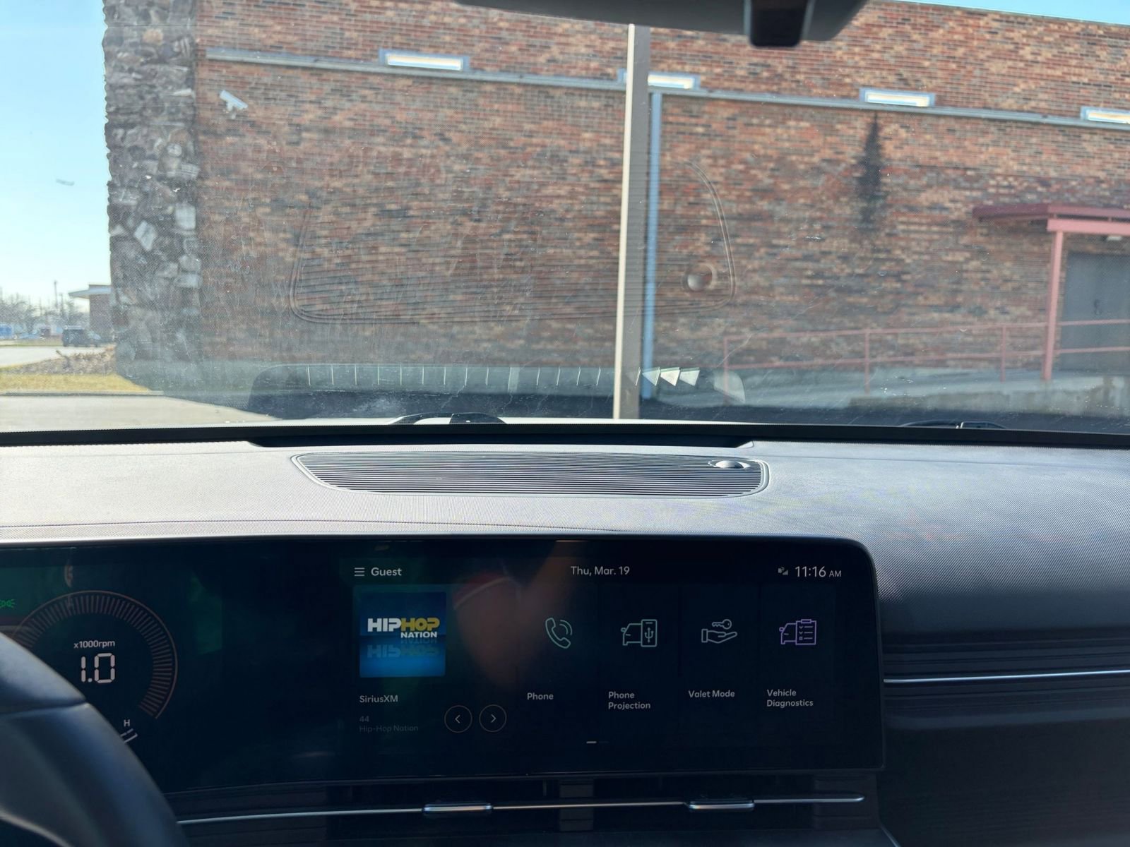 Used 2025 Hyundai Kona SEL image 17