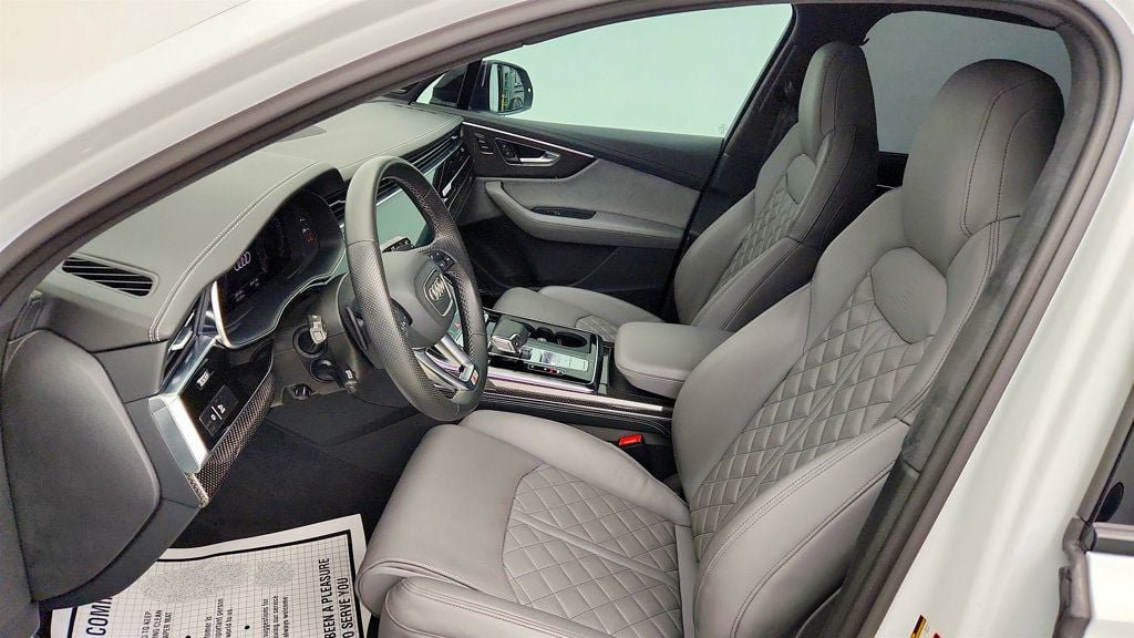 Used 2023 Audi SQ7 Prestige AWD/4WD image 20