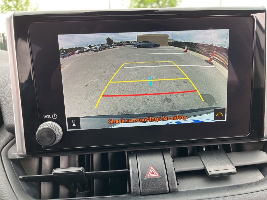 Used 2023 Toyota RAV4 XLE w/ Convenience Package FWD image 24
