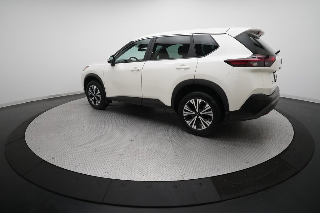 Used 2023 Nissan Rogue SV image 12