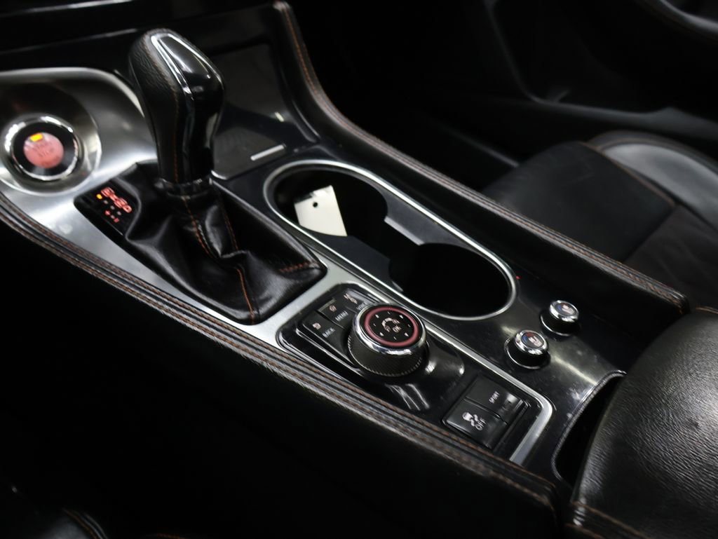 Used 2020 Nissan Maxima SR w/ Sport Mat Group FWD image 28