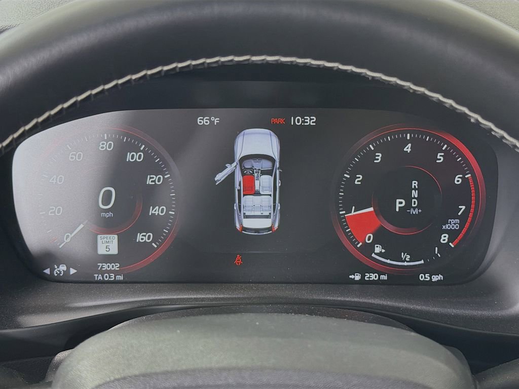 Used 2019 Volvo XC40 T5 R-Design AWD/4WD image 13