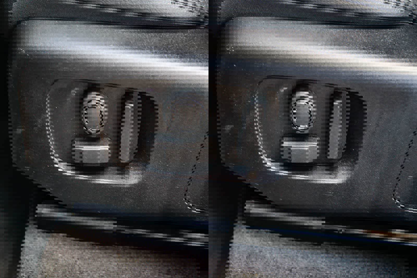 Used 2025 Land Rover Range Rover Velar Dynamic SE image 22