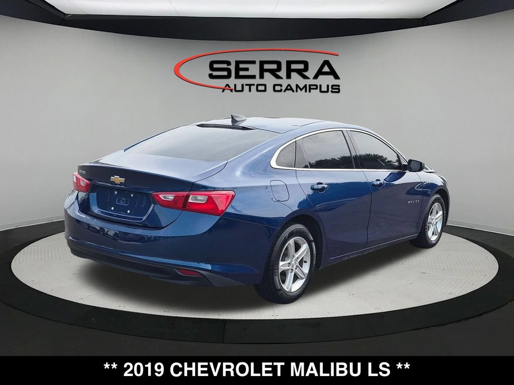 Used 2019 Chevrolet Malibu LS FWD image 12