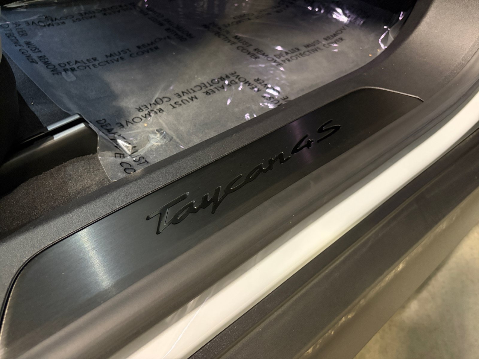 Certified 2022 Porsche Taycan 4S AWD/4WD image 16