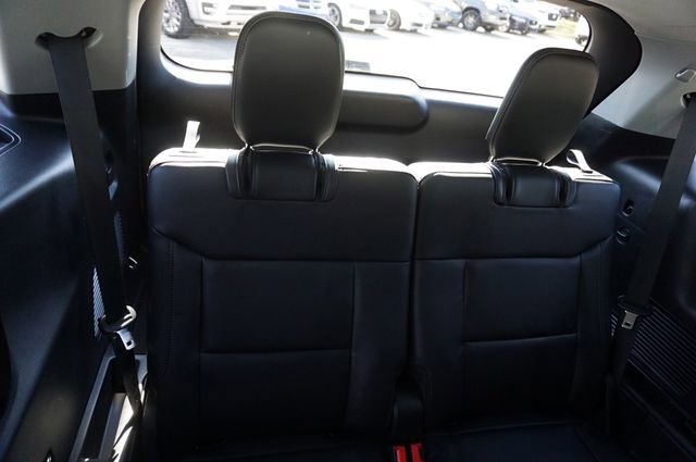 Certified 2022 Ford Explorer XLT w/ Equipment Group 202A RWD image 27