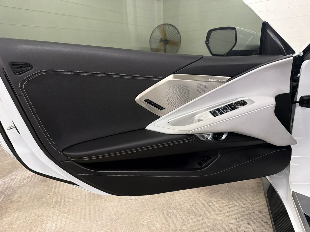 Used 2023 Chevrolet Corvette Stingray Preferred Conv w/ Z51 Performance Package RWD image 15