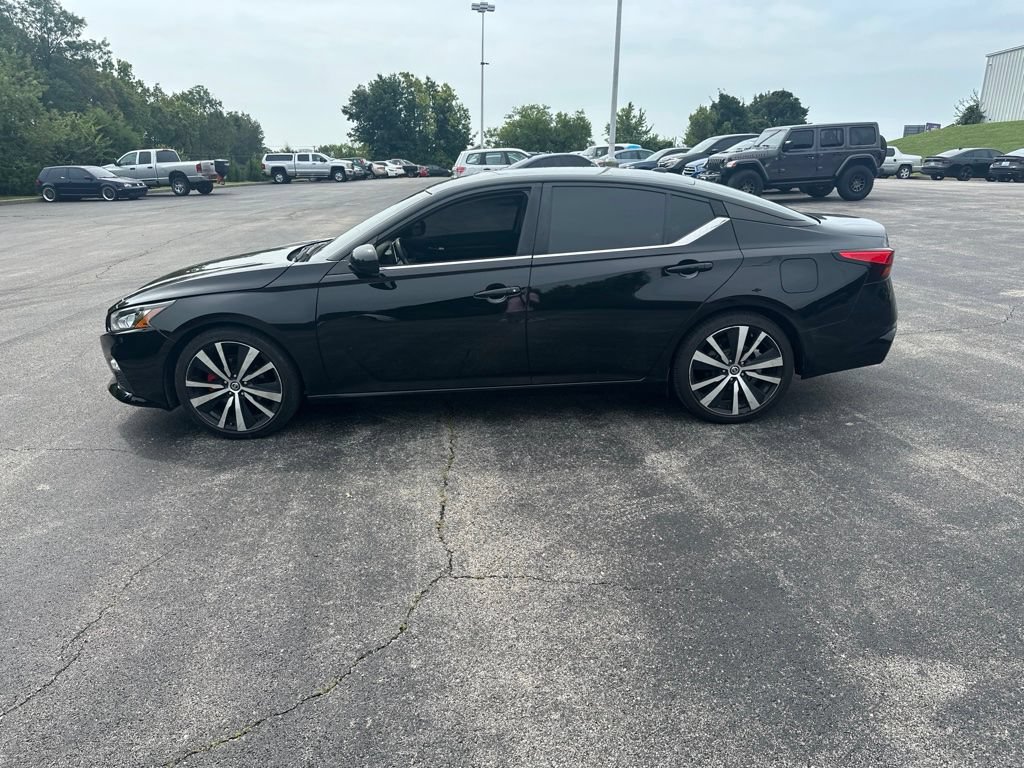 Used 2020 Nissan Altima 2.5 SR FWD image 9