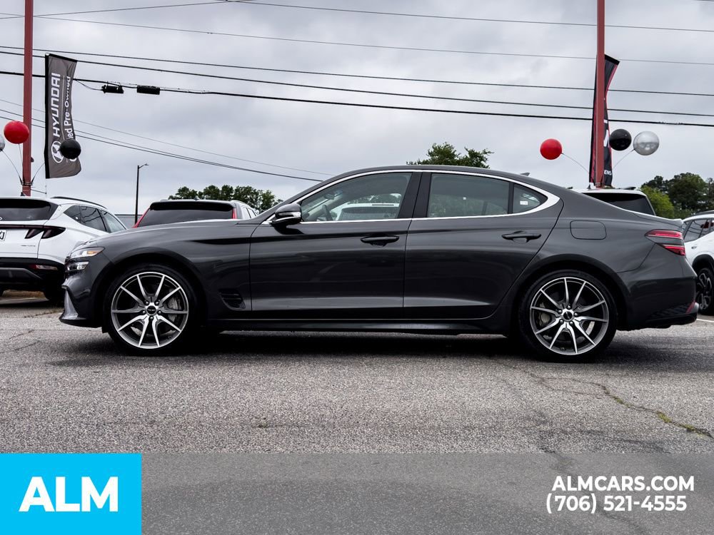 Used 2025 Genesis G70 2.5T RWD image 8