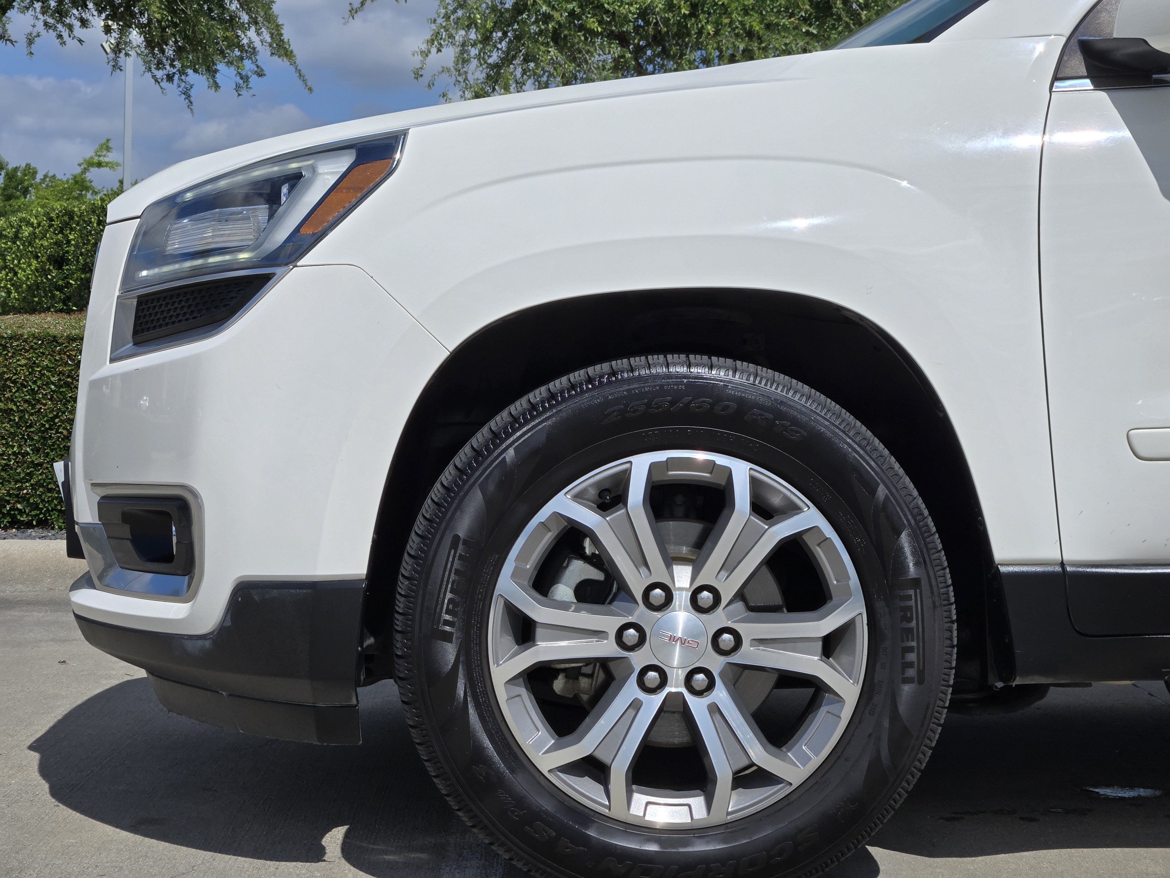 Used 2015 GMC Acadia SLT FWD image 13