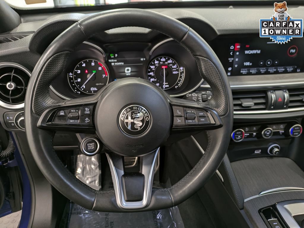 Used 2023 Alfa Romeo Stelvio Ti AWD/4WD image 20