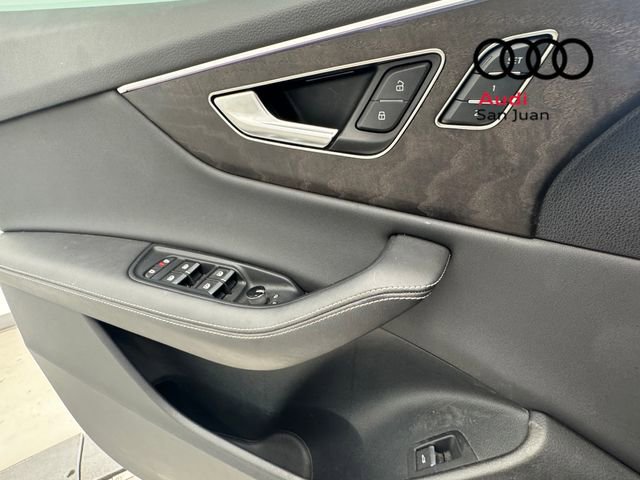 Used 2023 Audi Q8 Prestige w/ Prestige Package AWD/4WD image 27