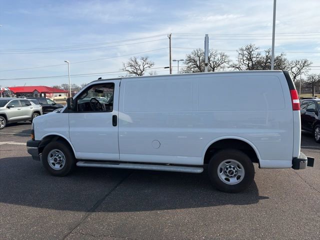 Used 2024 GMC Savana 2500 w/ Driver Convenience Package image 8