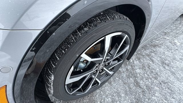 New 2026 Toyota Prius Plug-In Hybrid image 9