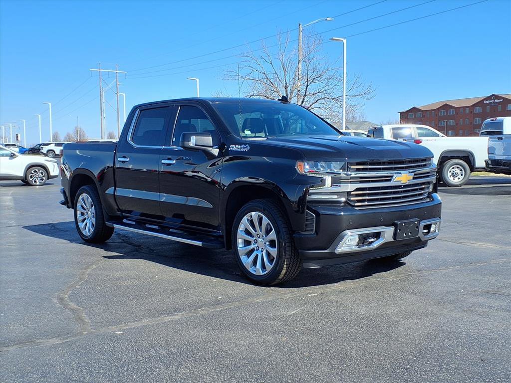 Used 2021 Chevrolet Silverado 1500 High Country w/ Technology Package image 34