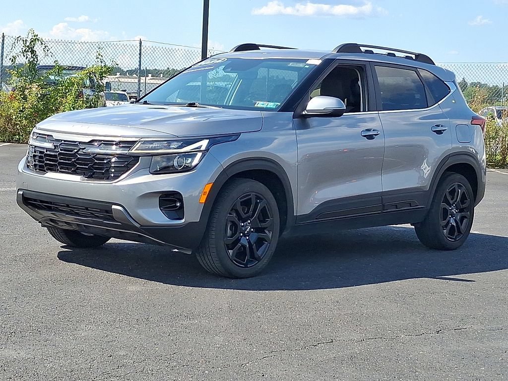 Certified 2024 Kia Seltos X-Line AWD/4WD image 3