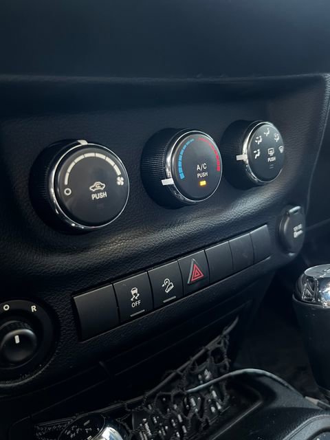 Used 2016 Jeep Wrangler Unlimited Sport w/ Quick Order Package 24S image 17