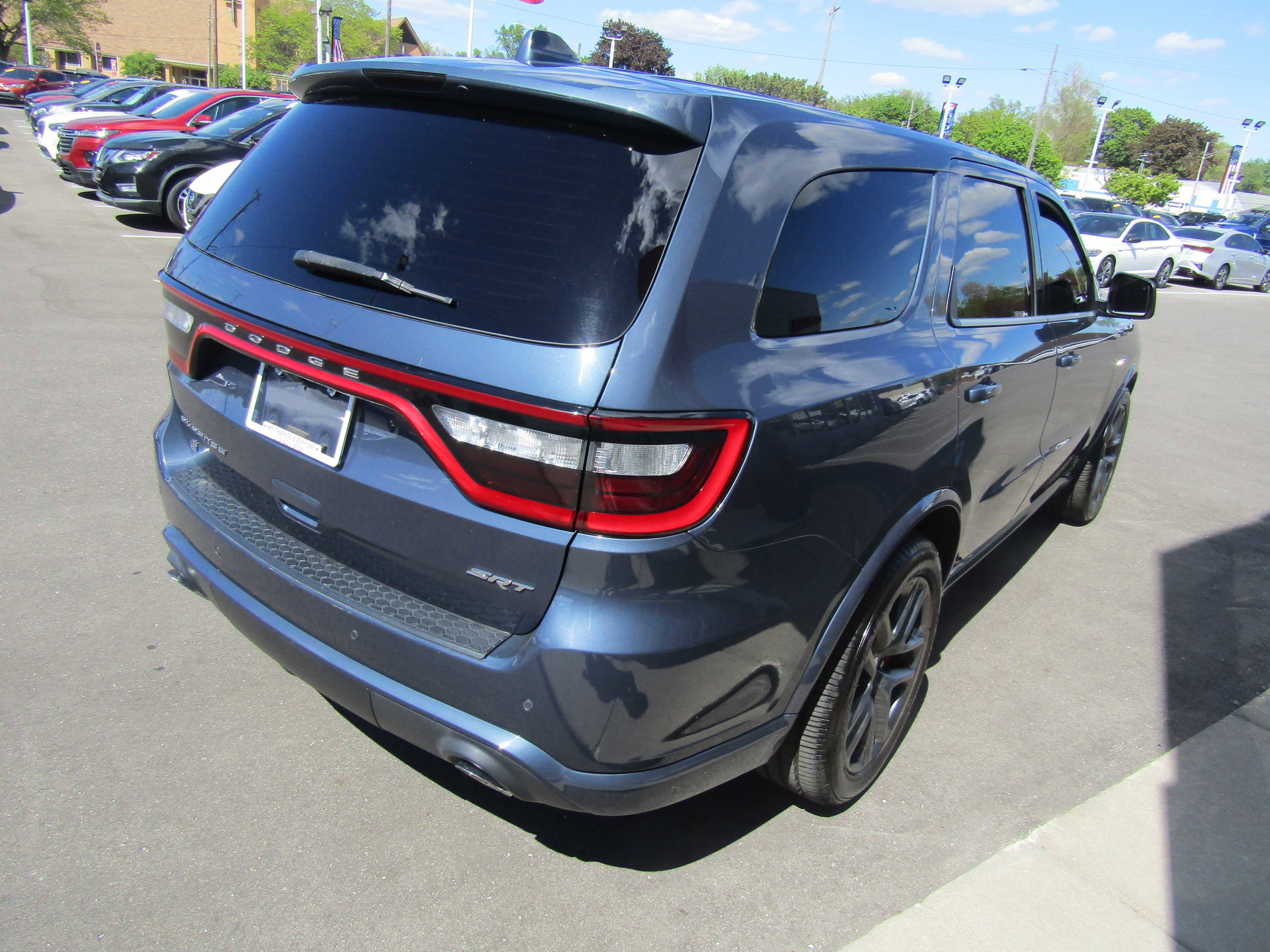 Used 2020 Dodge Durango SRT w/ Technology Group AWD/4WD image 6